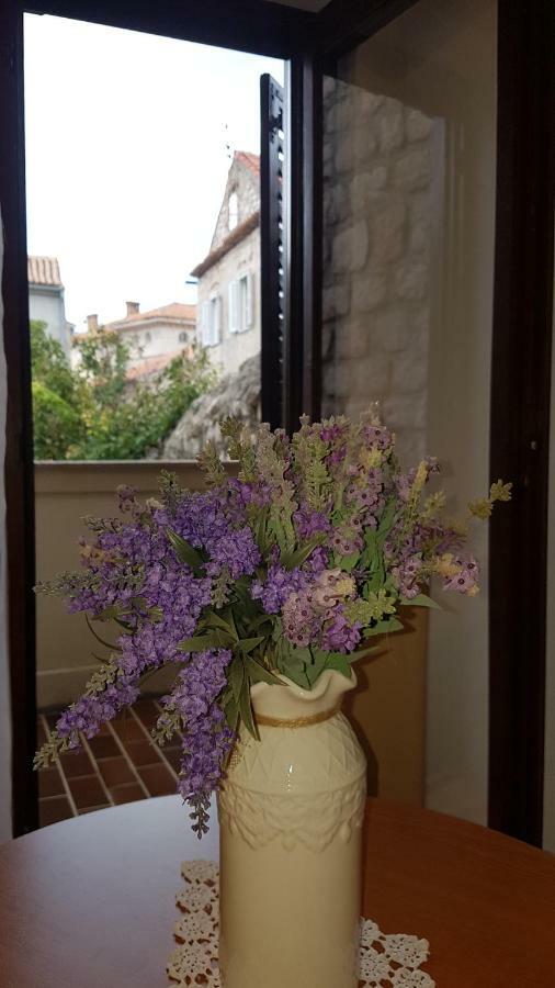 Apartment Lavanda garden Rab Town Exterior foto