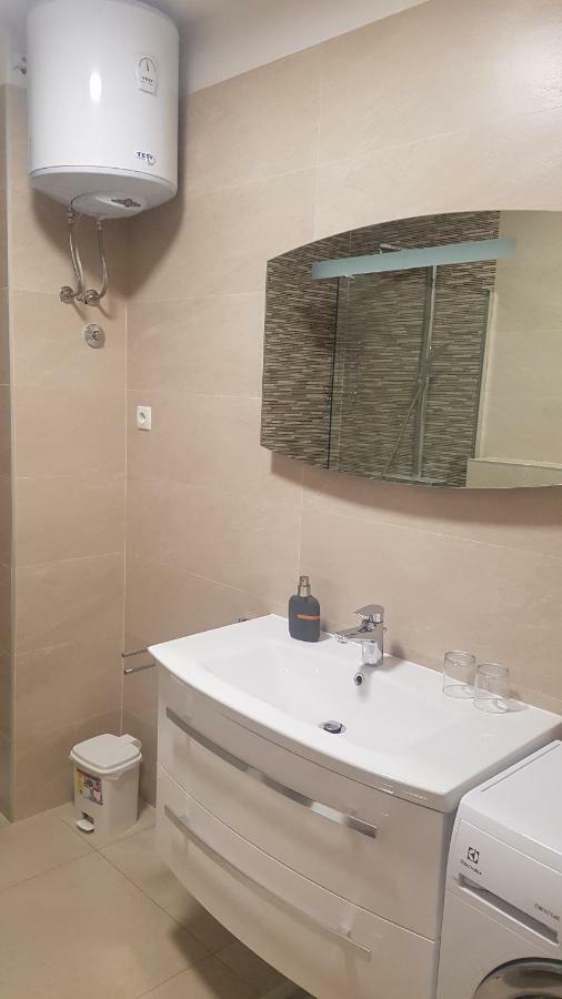 Apartment Lavanda garden Rab Town Exterior foto