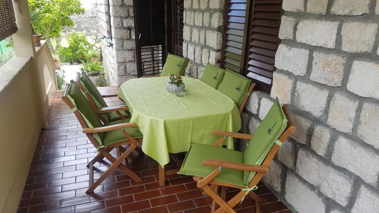 Apartment Lavanda garden Rab Town Exterior foto