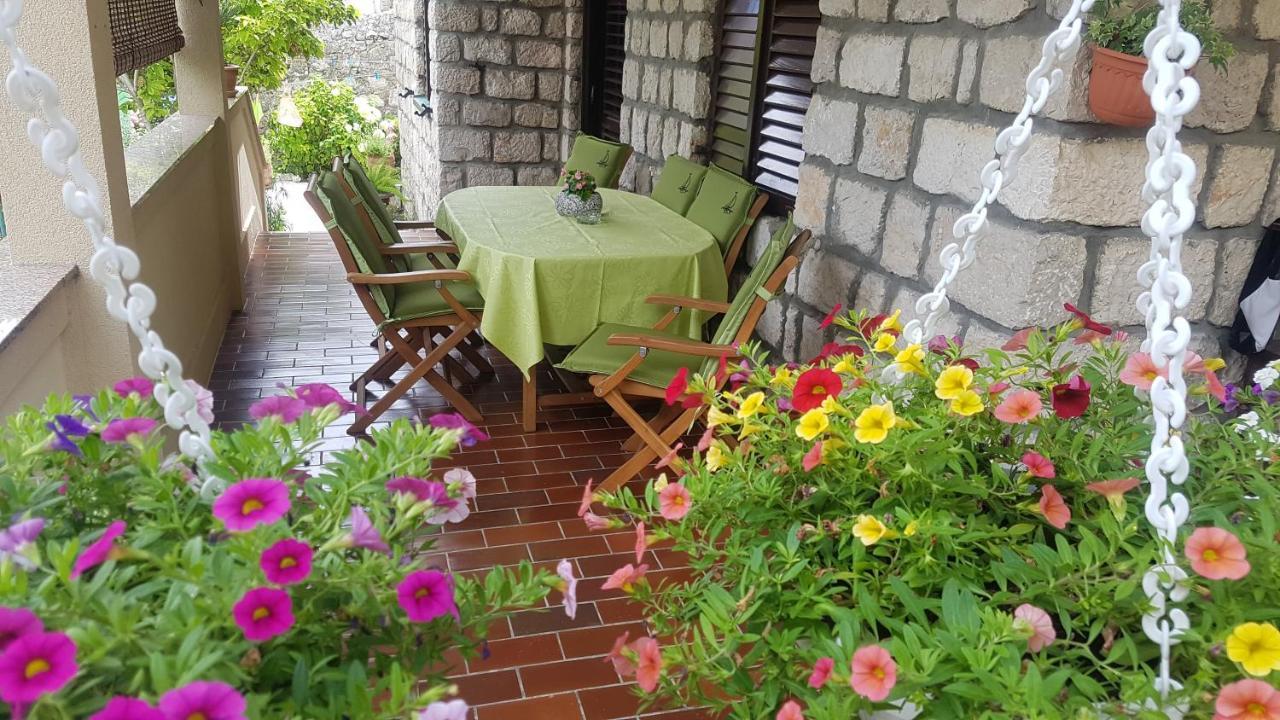 Apartment Lavanda garden Rab Town Exterior foto